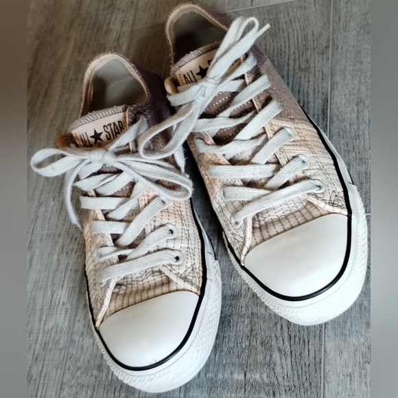 Converse Shoes, Chuck Taylor All Star, Size: Women's 8 Men's 6, Patchwork Quilt - Picture 2 of 8
